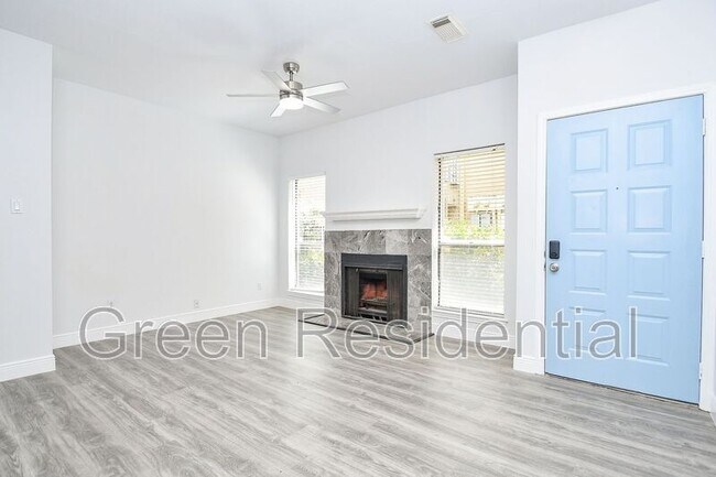 Foto del edificio - 8299 Cambridge St