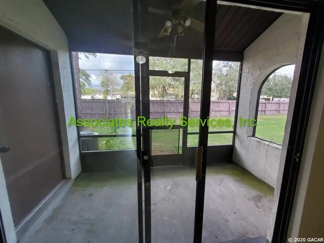 Building Photo - 2bed/1.5bath Condo in SW Gainesville minutes from UF, Shands & More!
