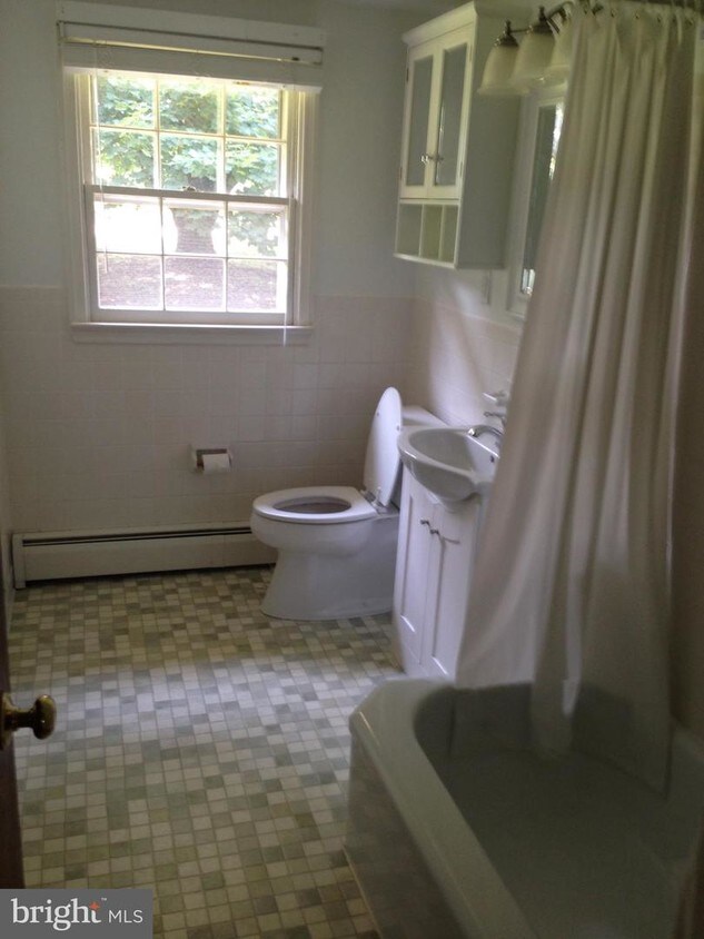 Primary Photo - 134 Walker Rd