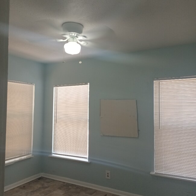 Foto del edificio - 2315 E Crockett St