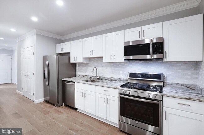 Foto del edificio - 5619 1st Pl NW