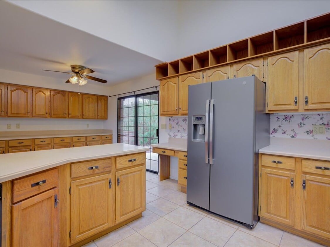 Building Photo - 4130 E Pontatoc Canyon Dr