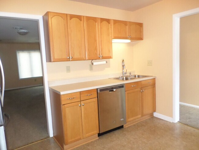 Foto del edificio - 3 Bedroom 3.5 Bath Townhouse