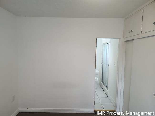 Foto del edificio - 4604 Durfee Ave