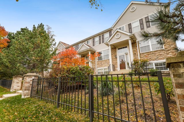 Building Photo - 874 S Insignia Ct