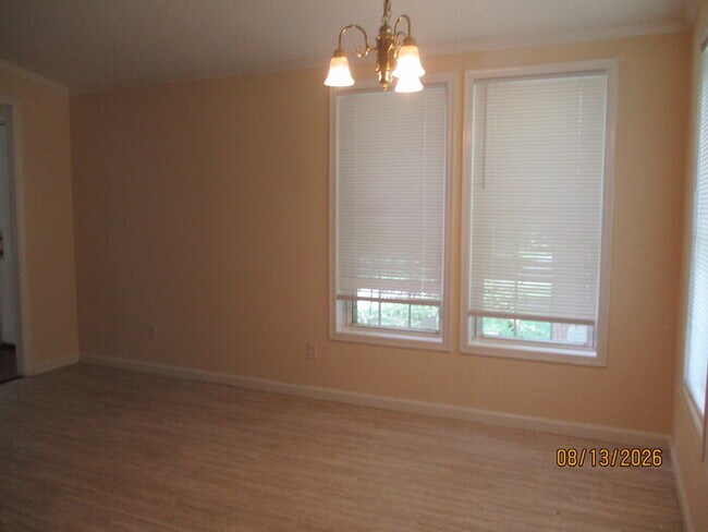 Foto del edificio - 5300 Almeda Pl NW