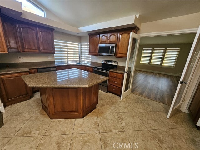 Building Photo - 4481 Wyngate Cir