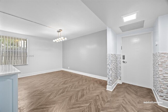 Building Photo - 20441 NE 30th Ave