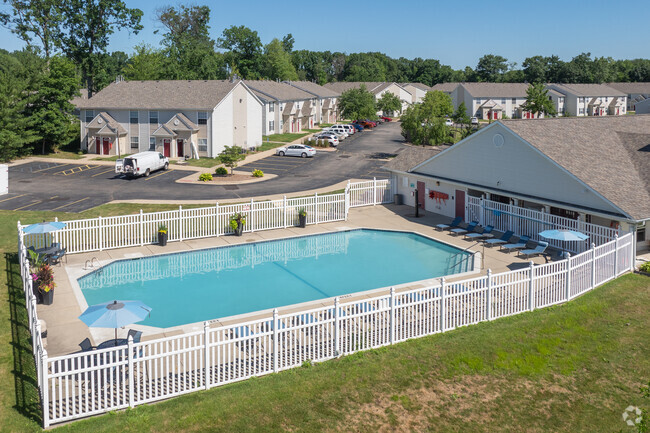 Foto del edificio - Fountain Park Apartments