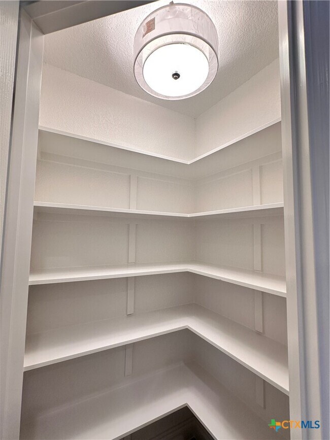 Foto del edificio - 2017 Ridge View Dr