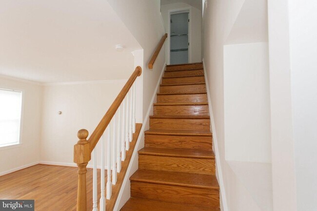 Foto del edificio - 1419 N Longfellow St