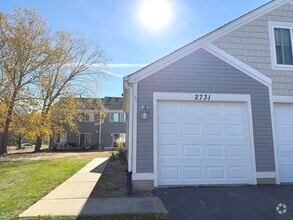 Building Photo - 2731 Wilshire Ct