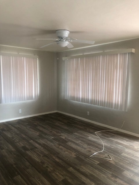 Foto del edificio - 1532 N El Rio Dr