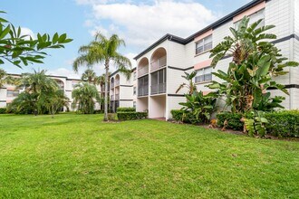 Building Photo - The Lenox Apartments