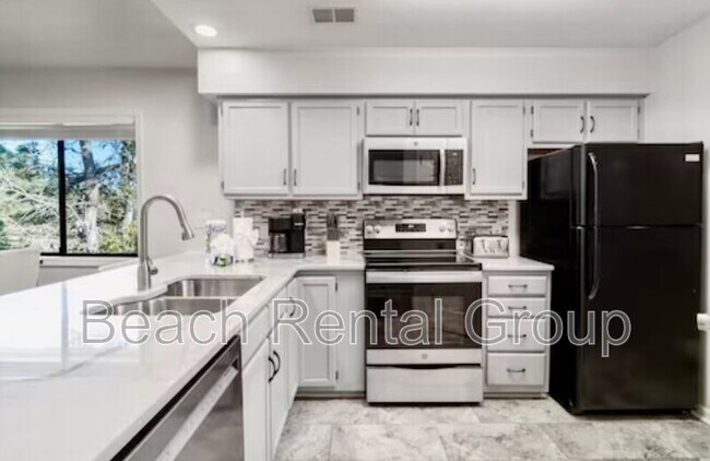 Foto del edificio - 4109 Pinehurst Cir