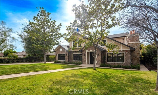 Building Photo - 608 Arbolada Dr