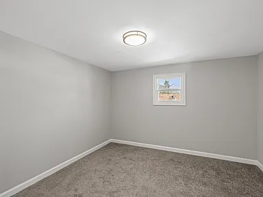 Foto del edificio - 851 Lylesville St