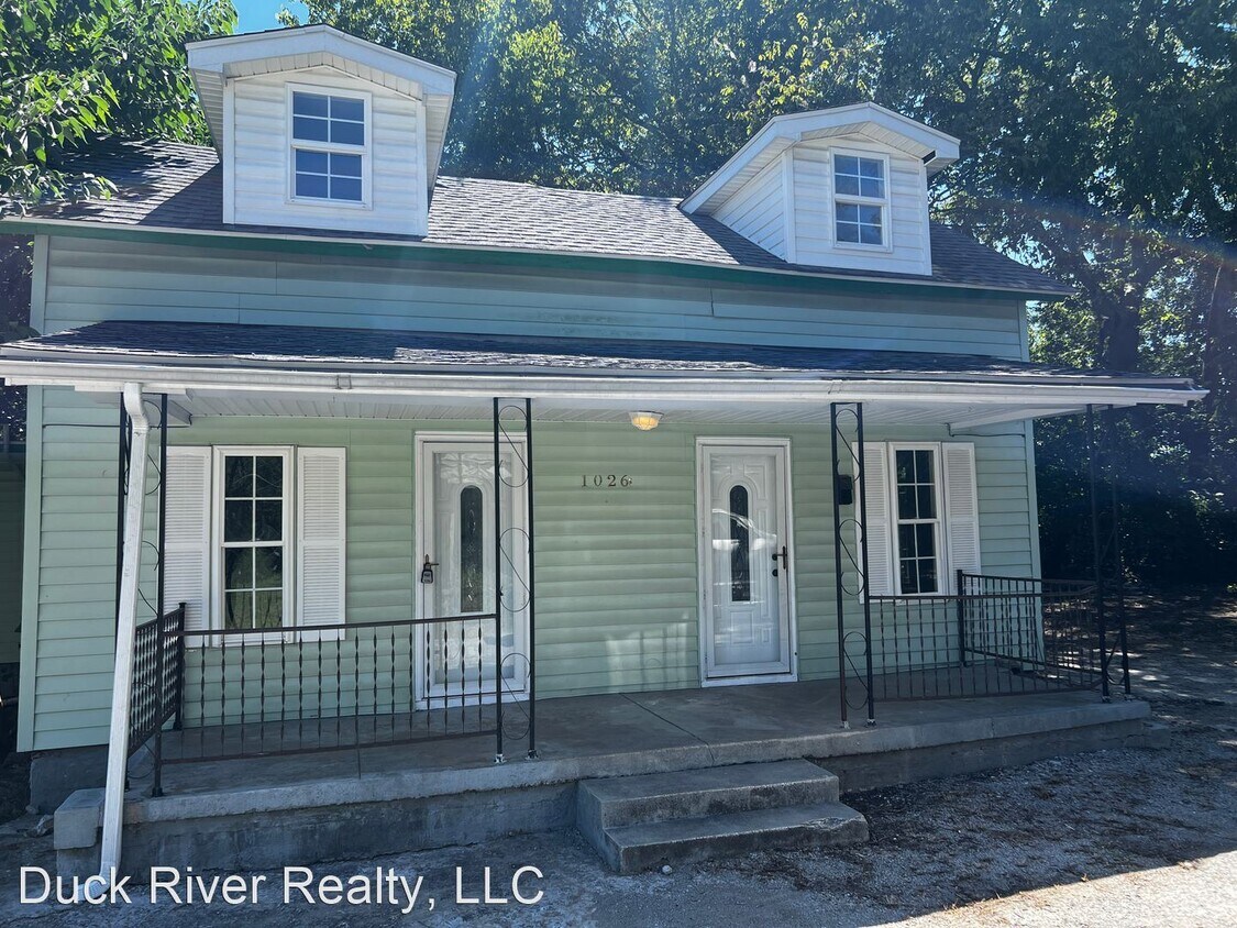 Primary Photo - 3 br, 1 bath House - 1026 1/2 Bridge St