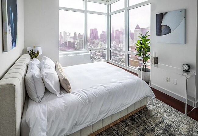 Foto del edificio - 622 W 42nd St