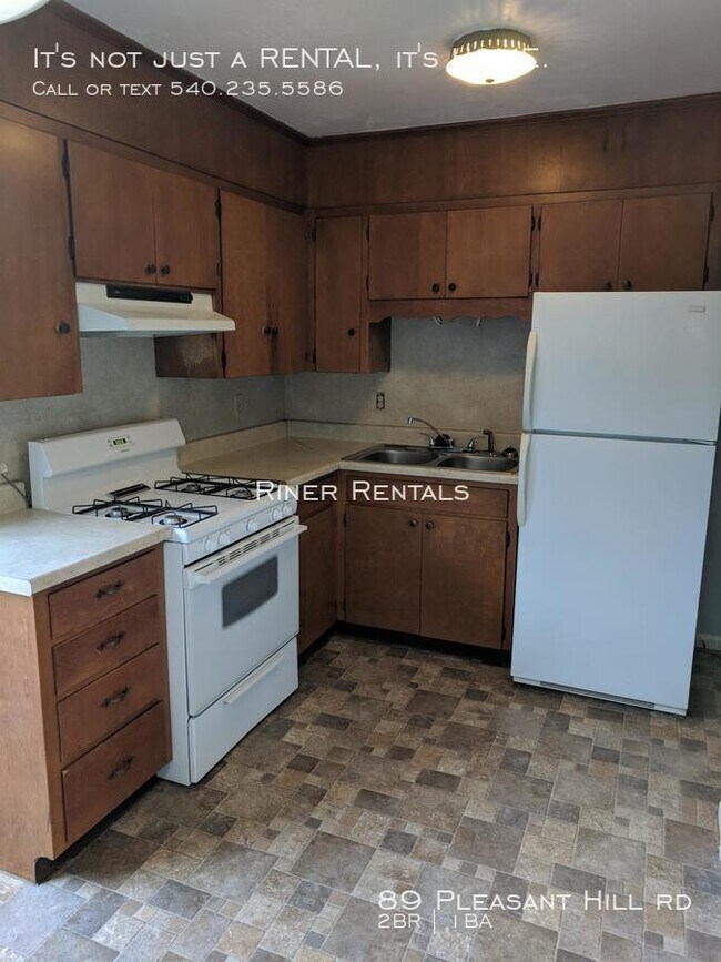 89 Pleasant Hill Rd, Harrisonburg, VA 22801 Townhome Rentals in