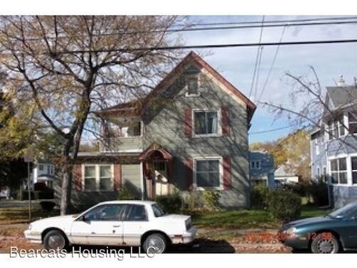 Primary Photo - 4 br, 1 bath Room For Rent - 123 BEETHOVEN