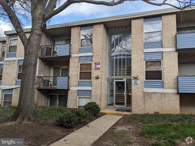 Building Photo - 3819 St Barnabas Rd