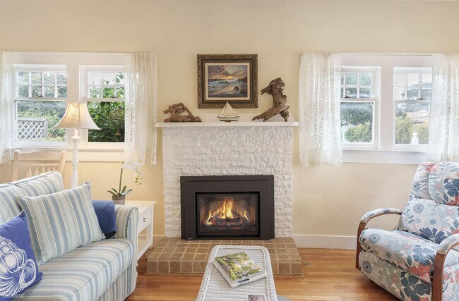 Foto del edificio - 2 br, 2 bath House - 3859 Beach Bungalow