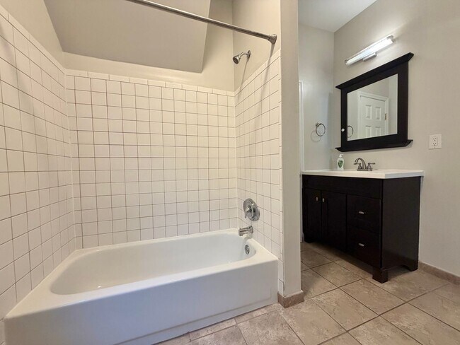 Foto del edificio - 1719 William Howard Taft Rd