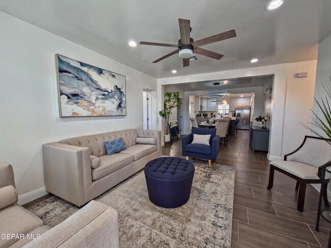 Foto del edificio - 7321 Cuba Dr