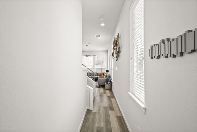 Building Photo - 4002 Elser St