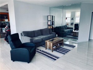 Foto del edificio - 3003 Terramar St