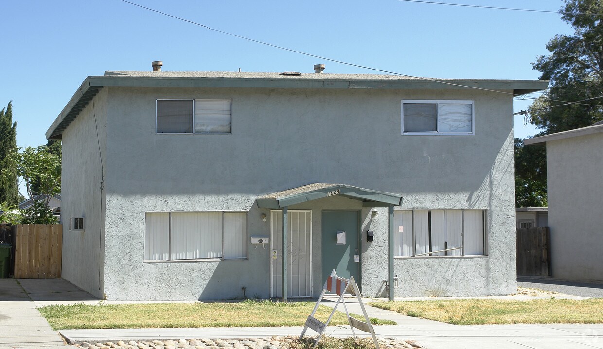 Primary Photo - 1008 W 7th St