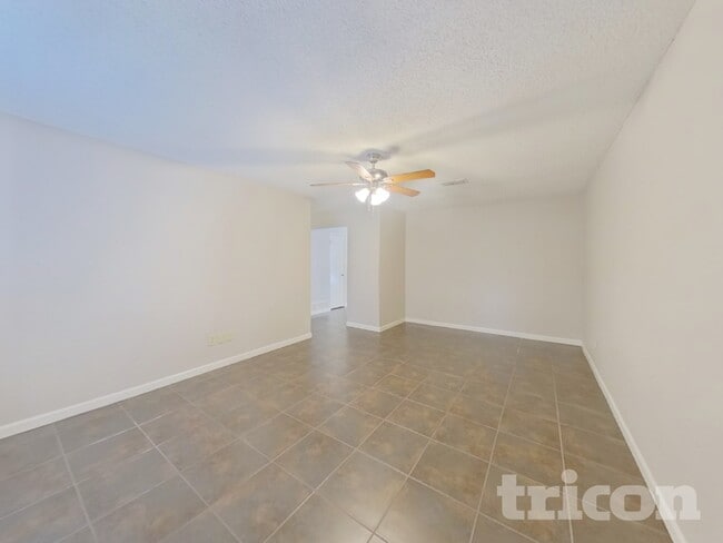 Building Photo - 4208 Middlebrook Dr