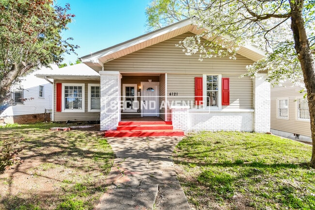 Building Photo - 4121 Court S