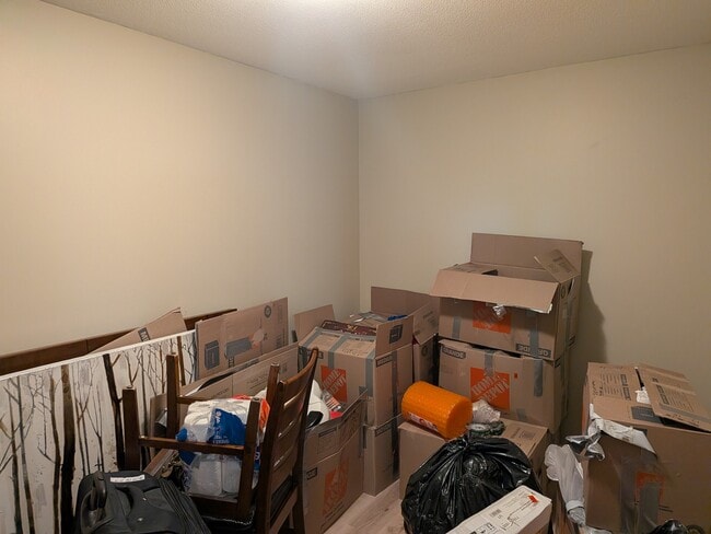 Building Photo - 46289 Yale Rd