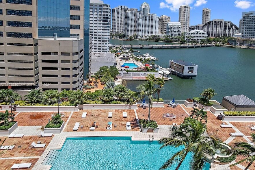 Primary Photo - 1111 Brickell Bay Drive Unit 3108