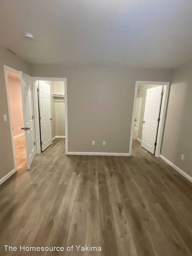 Building Photo - 3 br, 2 bath House - 1511 S 12th Avenue