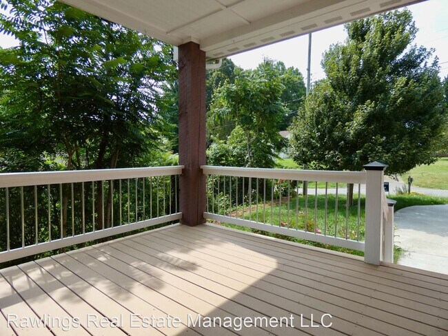 Building Photo - 3 br, 2.5 bath House - 64 Oakley Road