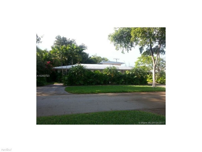 217 San Sebastian Ave C Gables Fl 33134 House For Rent In Building Photo 217 San Sebastian Ave