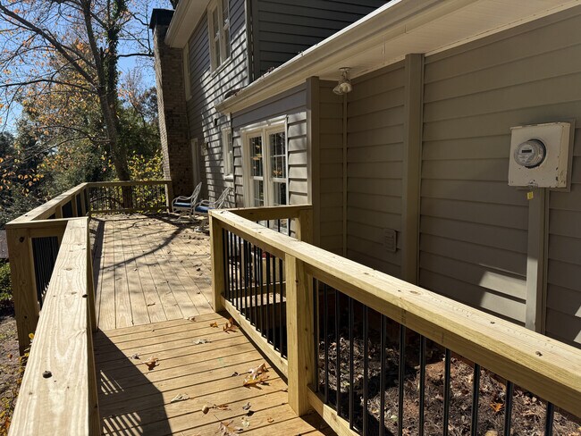 Foto del edificio - 1610 Old Mill Xing