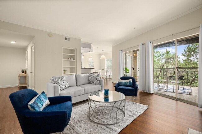 Foto del edificio - 6000 Shepherd Mountain Cove