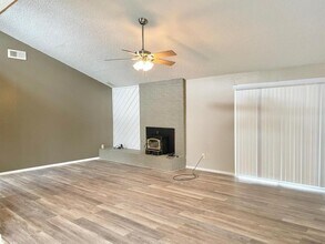 Building Photo - 4819 NE Winfield Cir