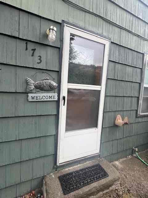 Building Photo - 173 S E St