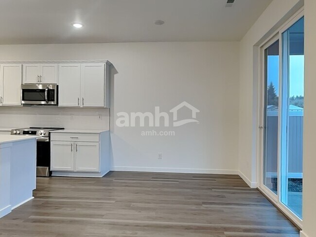 Foto del edificio - 5126 Turnstone St SE