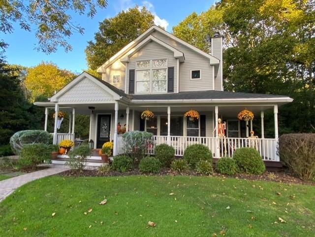 Foto del edificio - 115 Maple Ave