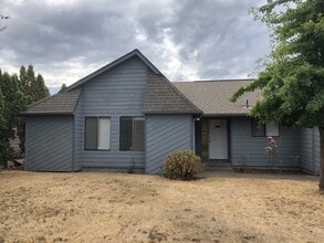 Building Photo - 3617 Silverstone Dr NE