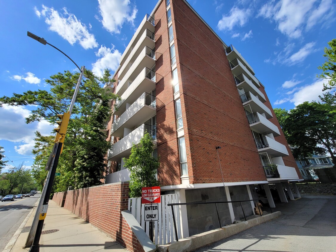 Foto principal - 29 Concord Ave