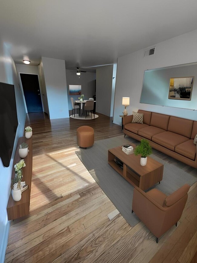 Building Photo - 515 W Wrightwood Ave