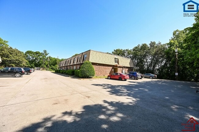 Building Photo - 441 Harding Pl