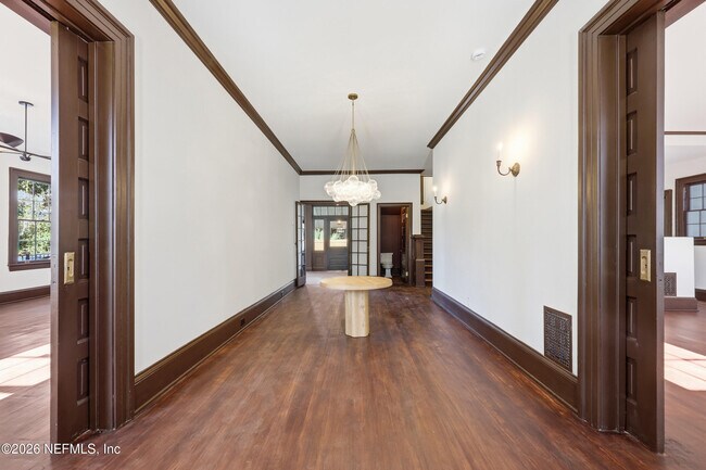 Foto del edificio - 2979 St Johns Ave